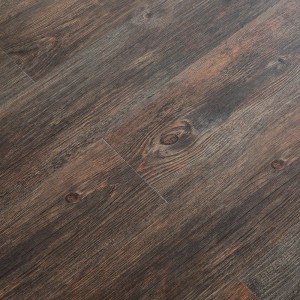 Vinyl plank flooring from BuildDirect