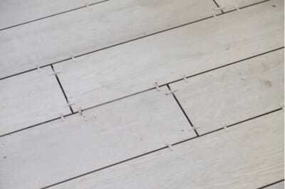 How to Lay a Diagonal Floor Tile Pattern | BuildDirect® Learning ...